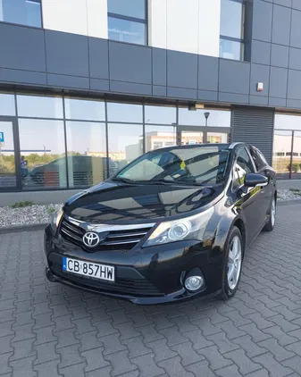 samochody osobowe Toyota Avensis cena 33500 przebieg: 206000, rok produkcji 2013 z Bydgoszcz